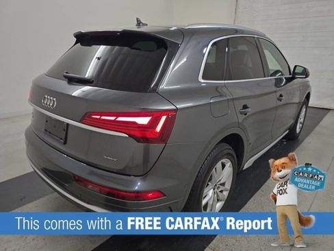 Used 2022 Audi Q5 2.0T Premium w/ Convenience Package AWD/4WD image 2