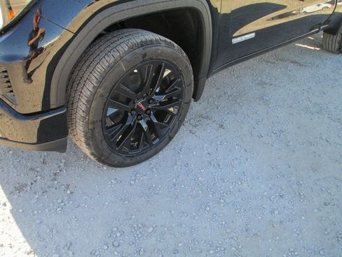 New 2026 GMC Sierra 1500 Elevation AWD/4WD image 11