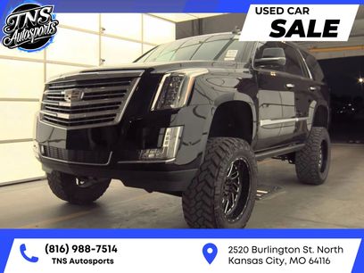 Used 2019 Cadillac Escalade Platinum