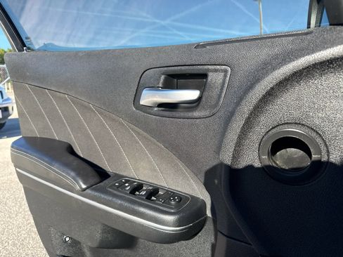 Used 2018 Dodge Charger R/T Scat Pack w/ Dynamics Package image 28