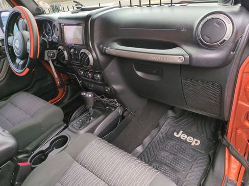 Used 2011 Jeep Wrangler Unlimited Sport image 26