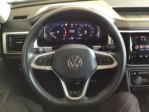 Used 2021 Volkswagen Atlas SEL Premium image 23