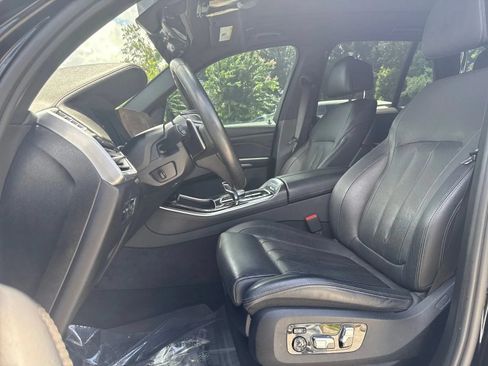 Used 2021 BMW X5 sDrive40i w/ Premium Package RWD image 16