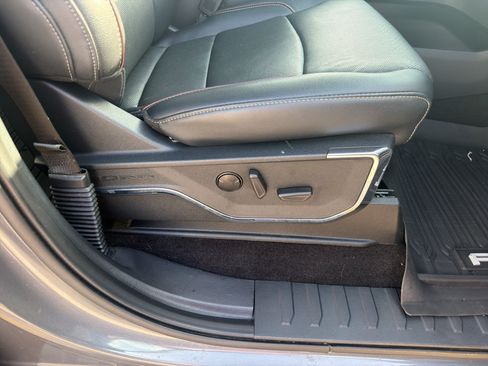 Used 2021 Ford F150 Lariat AWD/4WD image 12