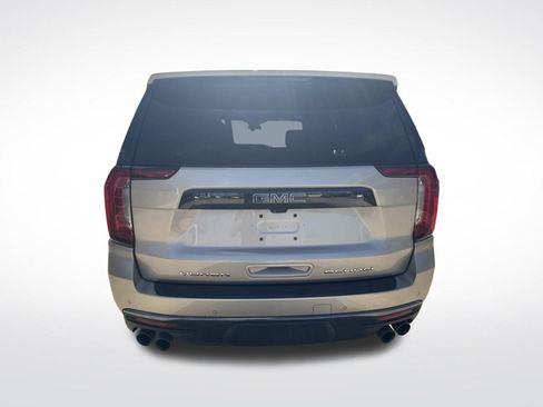 Used 2024 GMC Yukon Denali Ultimate AWD/4WD image 6