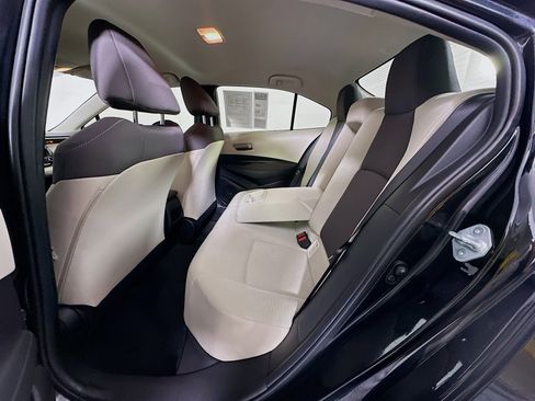 Used 2022 Toyota Corolla LE image 26