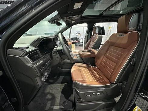 Certified 2024 GMC Yukon Denali Ultimate image 10