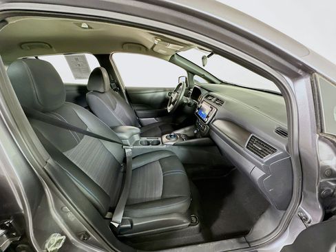 Used 2023 Nissan Leaf S image 31