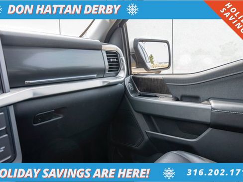 Used 2022 Ford F150 Lariat w/ Trailer Tow Package image 15