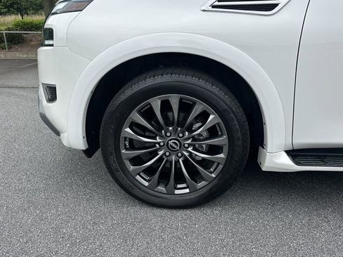 Certified 2024 Nissan Armada Platinum w/ Captain's Chairs Package AWD/4WD image 13