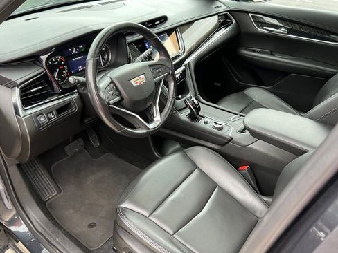 Used 2022 Cadillac XT6 Premium Luxury AWD/4WD image 10