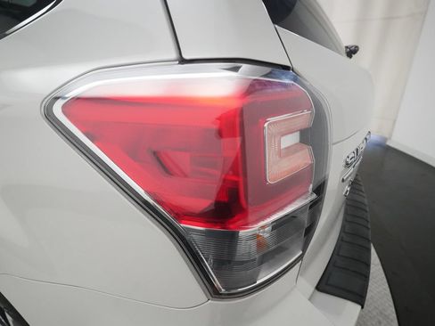 Used 2017 Subaru Forester 2.0XT Premium AWD/4WD image 30