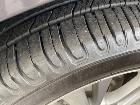 Used 2015 Lexus RX 450h AWD image 23