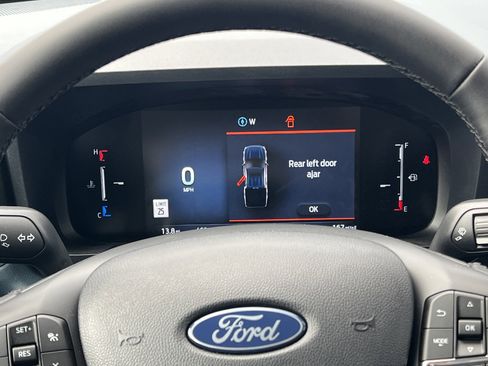 New 2026 Ford Maverick Lariat w/ Black Appearance Package AWD/4WD image 26