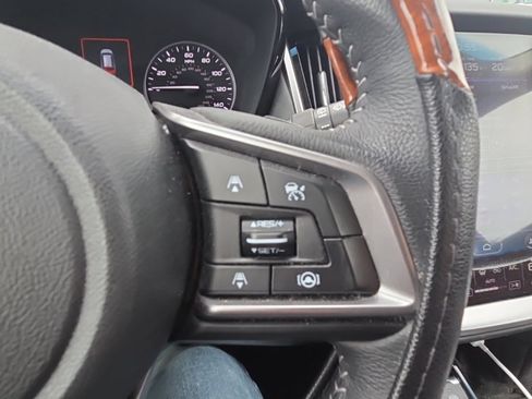 Used 2022 Subaru Outback Premium image 9