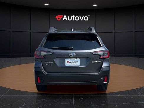 Used 2022 Subaru Outback Premium AWD/4WD image 4