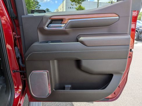 Used 2023 GMC Sierra 1500 Denali AWD/4WD image 33