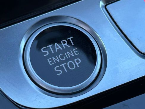 Used 2023 Audi Q7 3.0T Prestige image 33