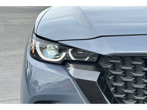 Used 2025 MAZDA CX-50 AWD 2.5 S w/ Premium Package image 16