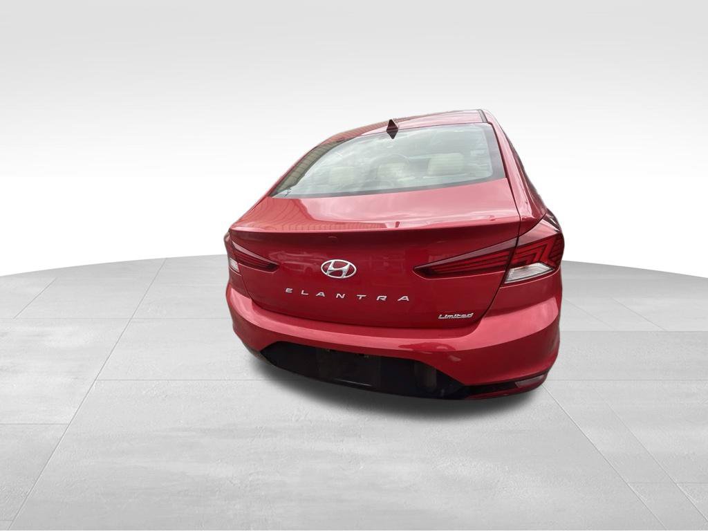 Used 2019 Hyundai Elantra Limited w/ Ultimate Package 02 FWD image 13