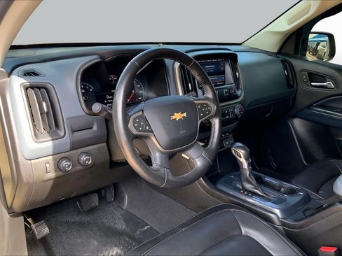 Used 2022 Chevrolet Colorado Z71 AWD/4WD image 18