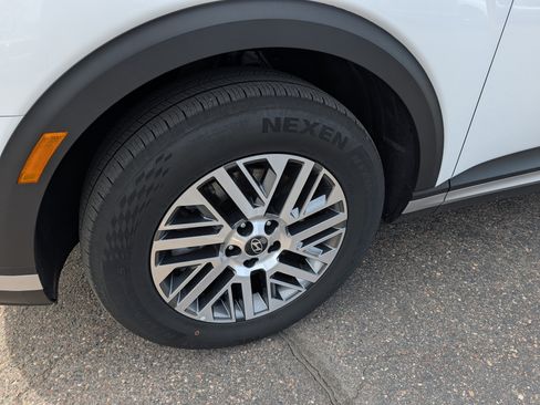 Used 2026 Hyundai Palisade SEL AWD/4WD image 9