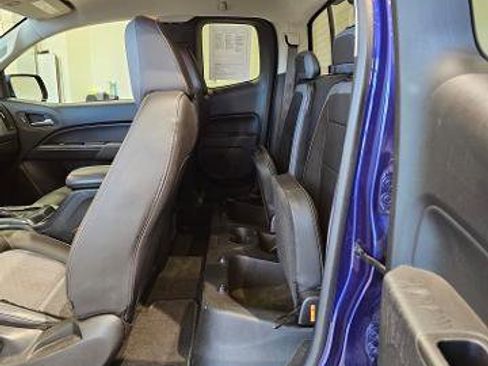 Used 2017 Chevrolet Colorado Z71 image 32