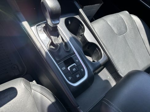 Used 2019 Hyundai Santa Fe Limited AWD/4WD image 28