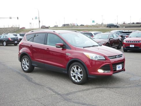 Used 2014 Ford Escape Titanium w/ Equipment Group 401A AWD/4WD image 3