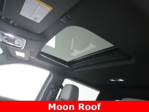 Used 2024 Chevrolet Silverado 2500 ZR2 w/ LPO, Dark Essentials Package AWD/4WD image 18