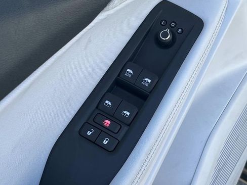New 2026 Jeep Cherokee Laredo AWD/4WD image 20