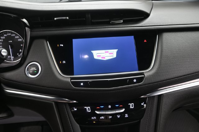 Used 2025 Cadillac XT5 Luxury w/ LPO, Floor Liner Package AWD/4WD image 22