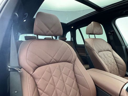 Certified 2026 BMW X5 sDrive40i image 7
