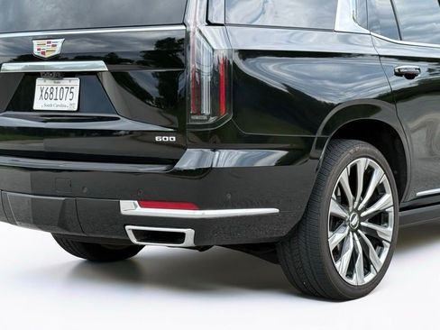 Certified 2025 Cadillac Escalade Premium Luxury Platinum w/ LPO, Floor Liner Package AWD/4WD image 14