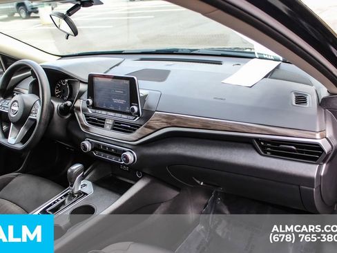 Used 2025 Nissan Altima 2.5 SV image 22