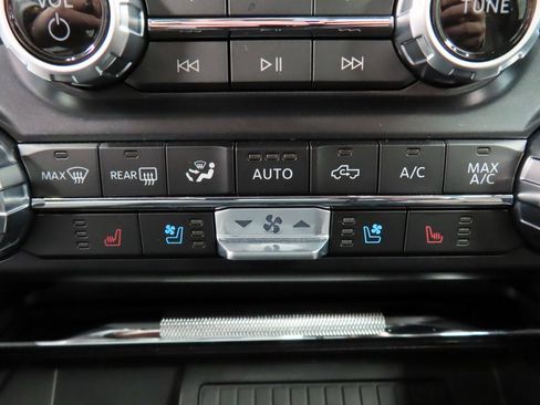 Used 2023 Ford F150 Lariat w/ Equipment Group 502A High image 66