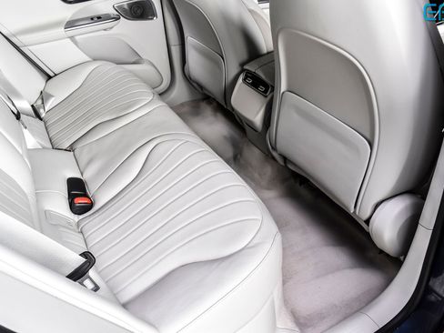 Used 2023 Mercedes-Benz EQE 500 4MATIC SUV image 19