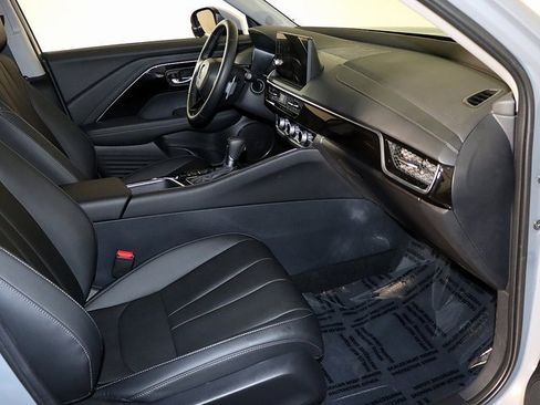 Certified 2025 Acura ADX AWD image 33