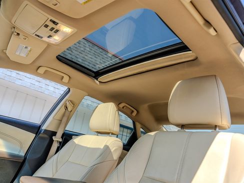 Used 2013 Toyota Avalon Limited image 28