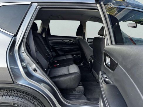 Used 2020 Nissan Rogue S w/ Special Edition Package image 39