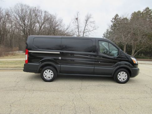 Used 2017 Ford Transit 150 130 Low Roof w/ Exterior Upgrade Package image 7