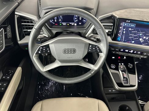 Used 2023 Audi Q4 e-tron Premium Plus w/ Premium Plus image 13
