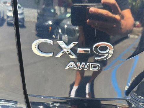 Used 2021 MAZDA CX-9 Touring AWD/4WD image 19