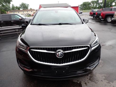 Used 2018 Buick Enclave Essence w/ Experience Buick Package AWD/4WD image 2