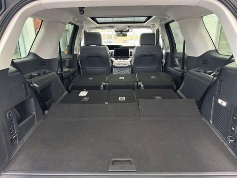 New 2025 Ford Expedition Active image 57