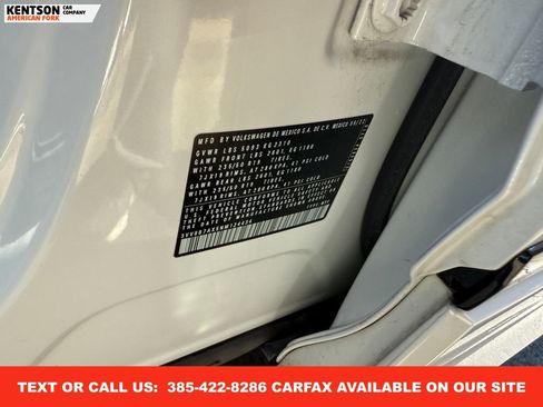 Used 2022 Volkswagen Tiguan SE R-Line image 40