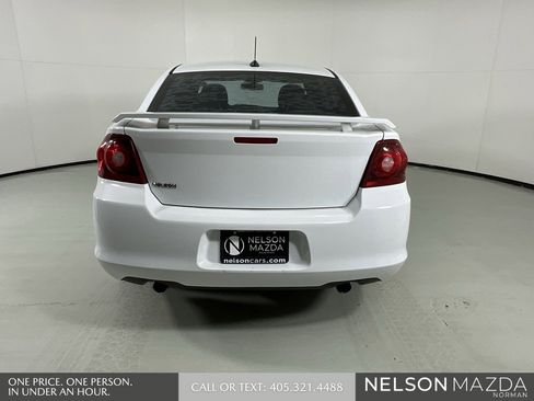 Used 2013 Dodge Avenger SXT w/ Sun/Sound Group image 7