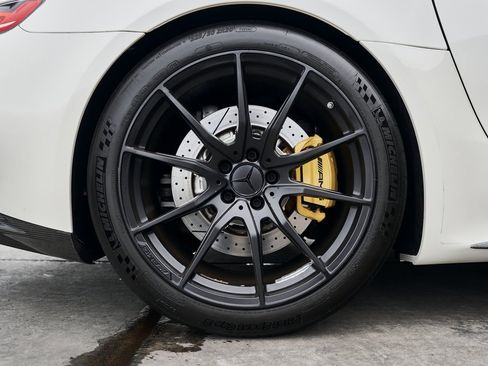 Used 2019 Mercedes-Benz AMG GT R image 39