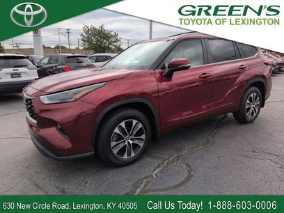 Used 2023 Toyota Highlander XLE