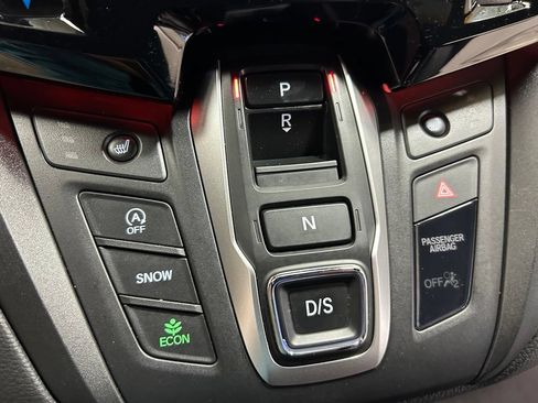 Used 2025 Honda Odyssey Sport-L image 17